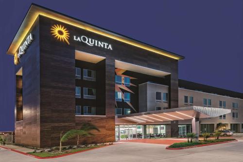 La Quinta Inn & Suites McAllen Convention Center